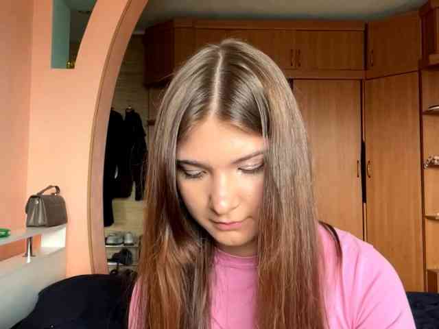 LydiaChey webcam