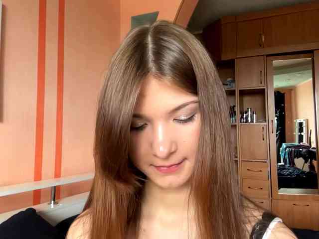LydiaChey webcam
