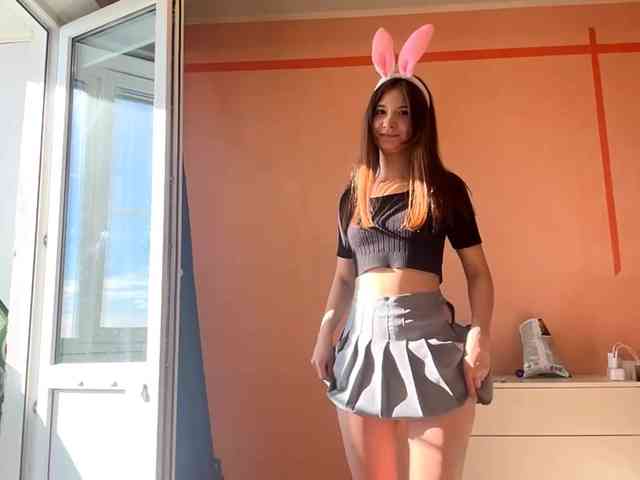 LydiaChey webcam