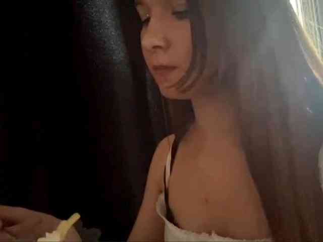 LydiaChey webcam