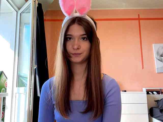 LydiaChey webcam