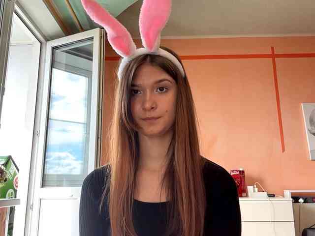 LydiaChey webcam