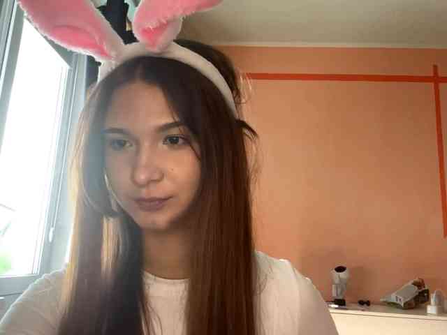 LydiaChey webcam