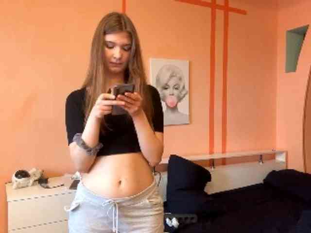 LydiaChey webcam