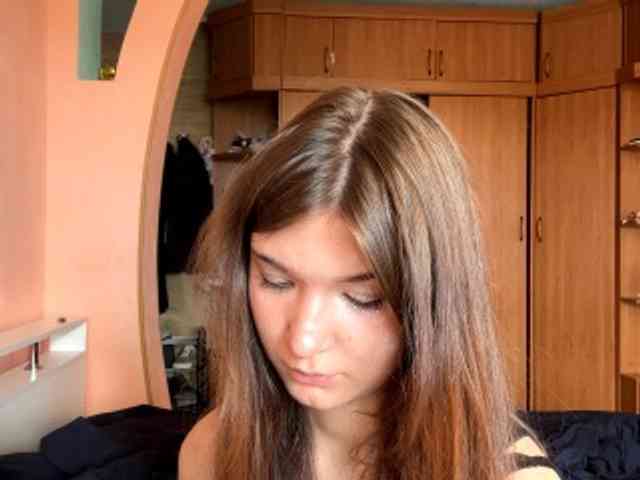 LydiaChey webcam
