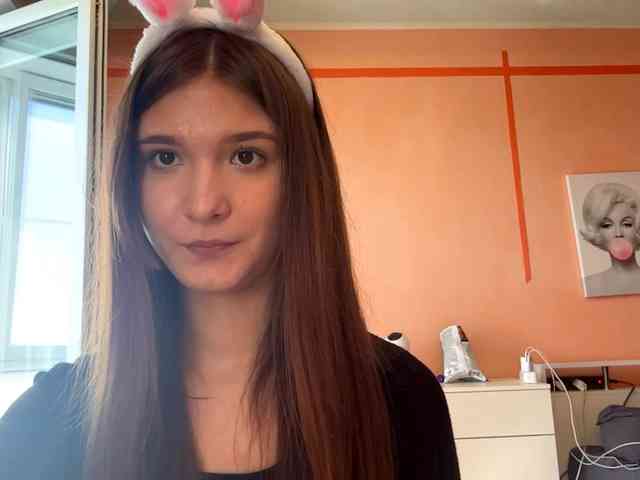 LydiaChey webcam