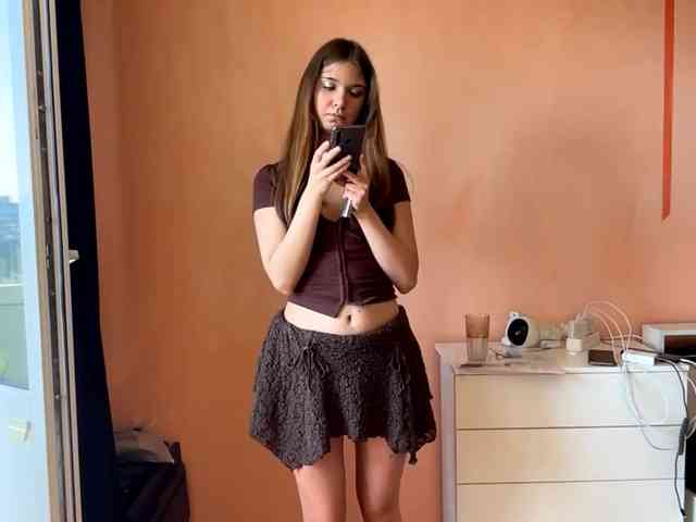 LydiaChey webcam