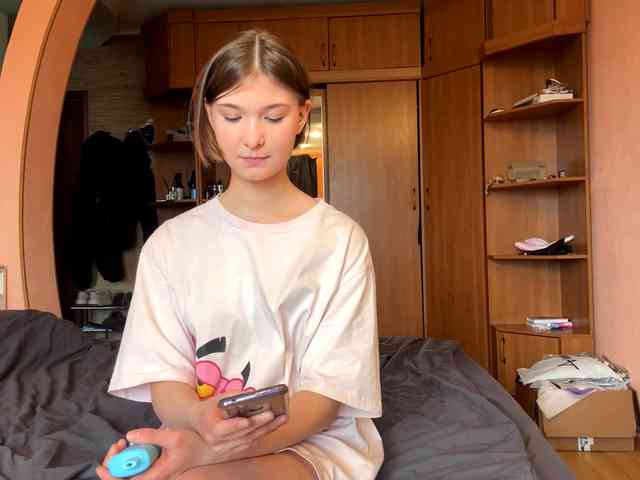 LydiaChey webcam