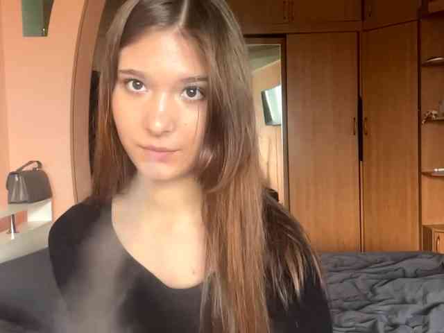 LydiaChey webcam