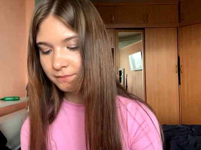 LydiaChey webcam
