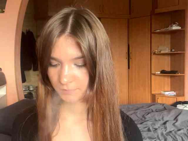 LydiaChey webcam