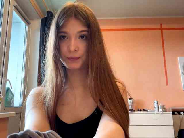 LydiaChey webcam