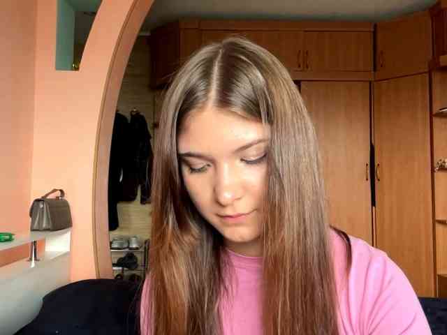 LydiaChey webcam