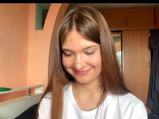 LydiaChey webcam
