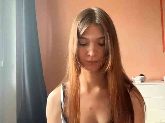 LydiaChey webcam