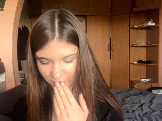 LydiaChey webcam