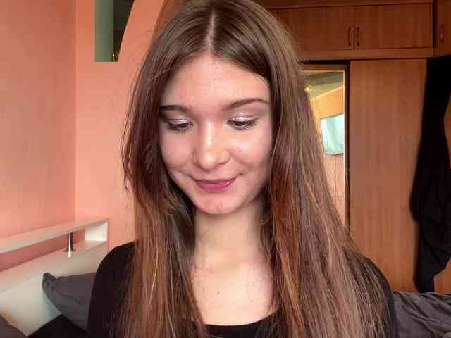 LydiaChey webcam