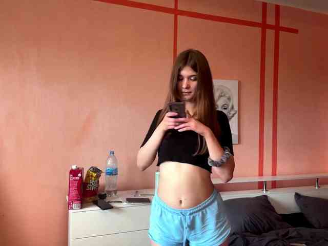 LydiaChey webcam