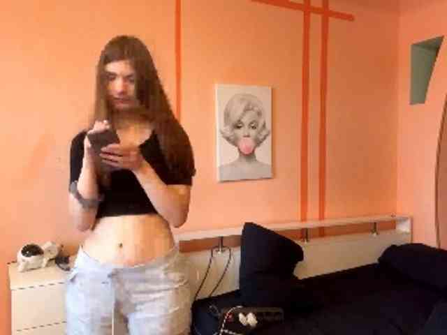 LydiaChey webcam