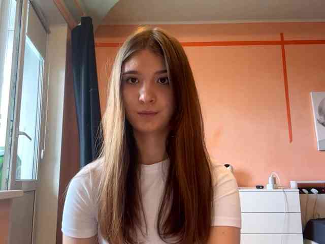 LydiaChey webcam