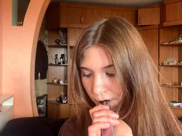 LydiaChey webcam