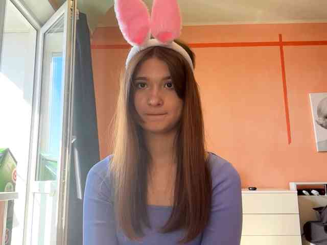 LydiaChey webcam