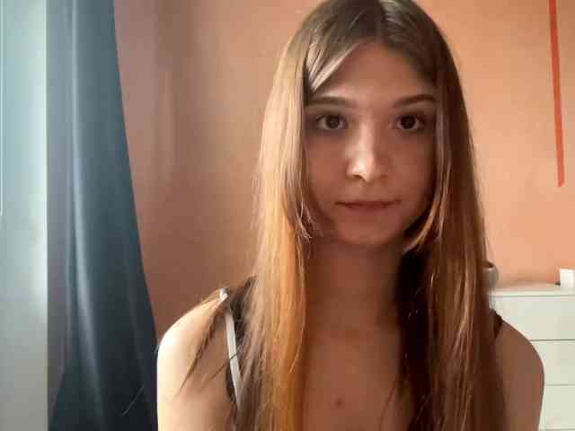 LydiaChey webcam