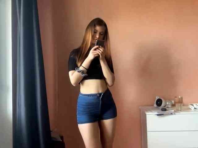 LydiaChey webcam
