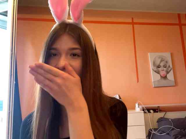 LydiaChey webcam