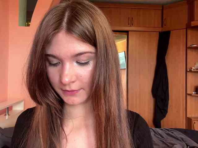 LydiaChey webcam