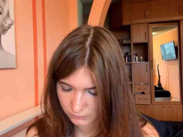 LydiaChey webcam