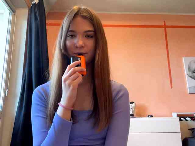 LydiaChey webcam