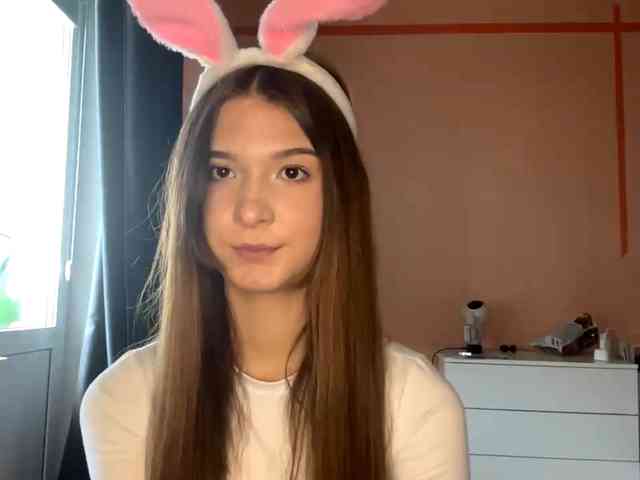 LydiaChey webcam