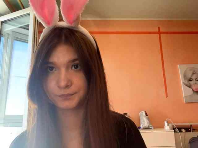 LydiaChey webcam