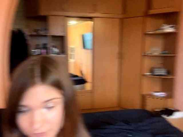 LydiaChey webcam