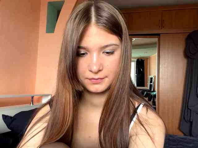 LydiaChey webcam