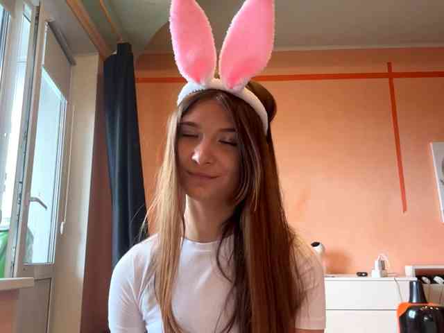 LydiaChey webcam
