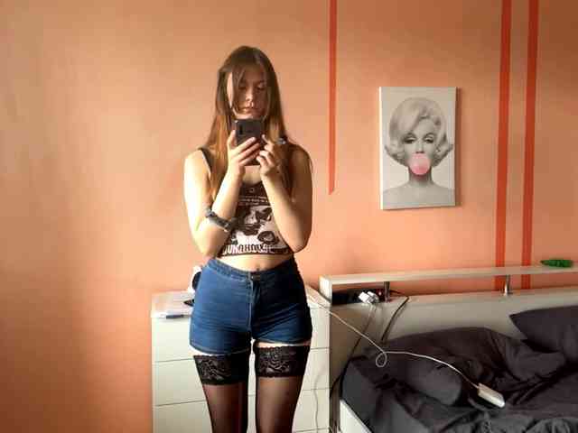 LydiaChey webcam