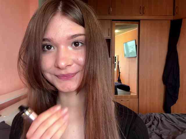 LydiaChey webcam