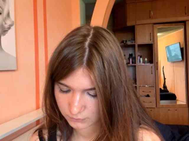 LydiaChey webcam