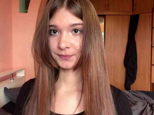 LydiaChey webcam