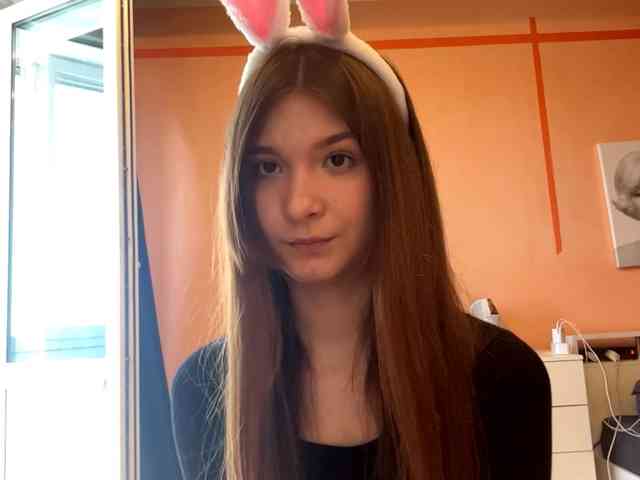 LydiaChey webcam