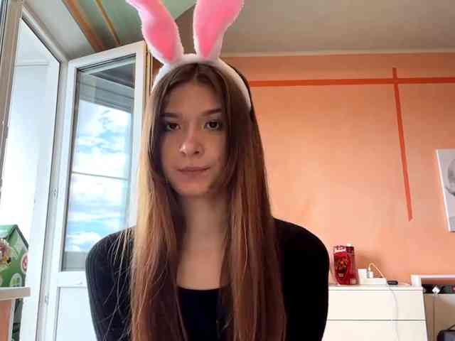 LydiaChey webcam