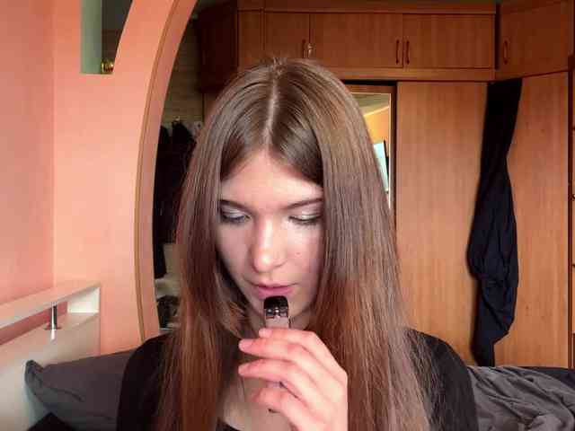 LydiaChey webcam