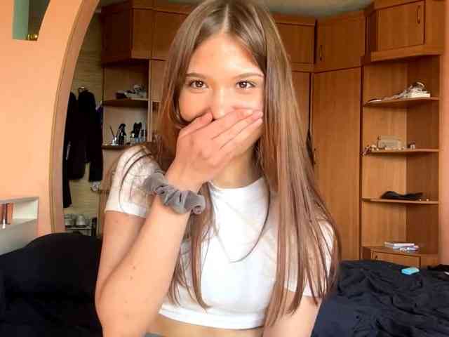 LydiaChey webcam