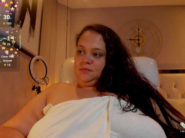 Zara-moon1 live cam on BongaCams