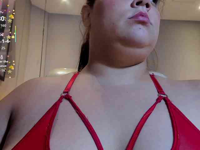 Zara-moon1 webcam