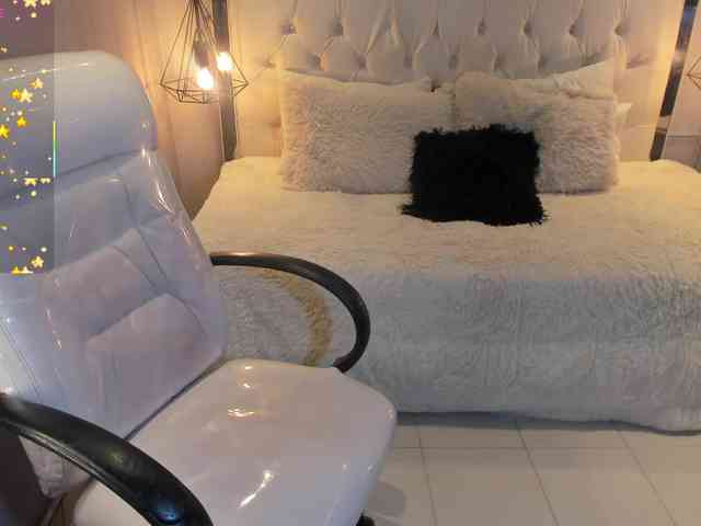 Zara-moon1 Sex Cam Show