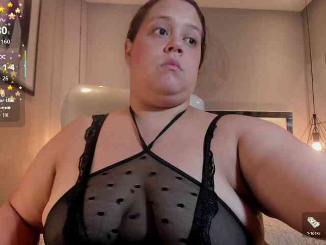 Zara-moon1 webcam