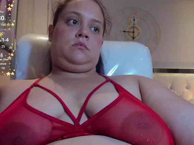 Zara-moon1 webcam